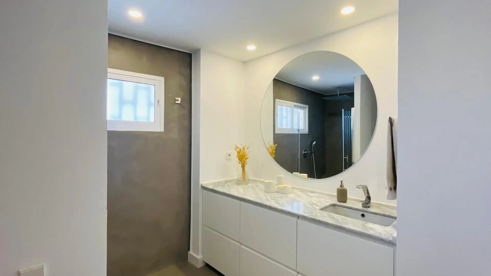 Luxury Rental Benalmadena - 550 M2 Penthouse - Jacuzzi, Golf & Beach İspanya