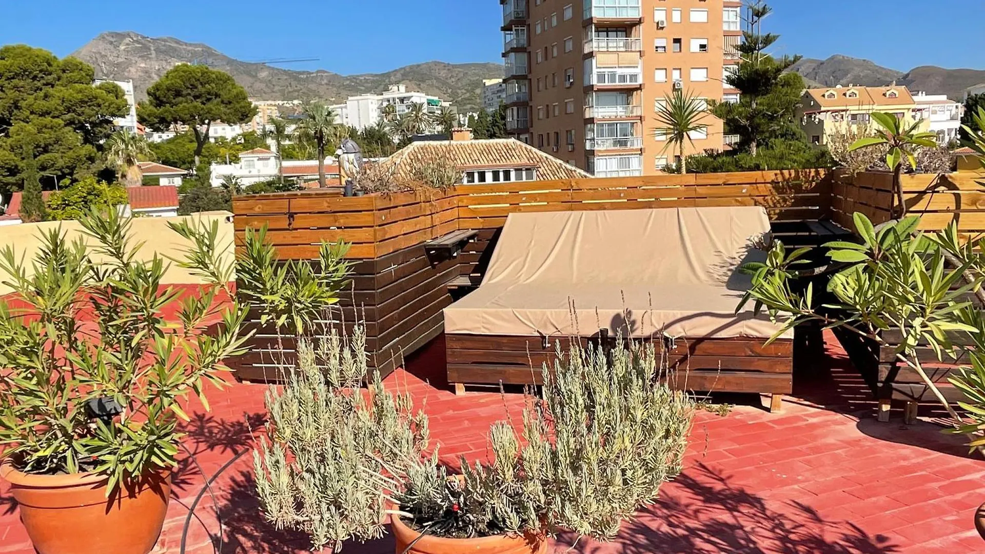 Daire Luxury Rental Benalmadena - 550 M2 Penthouse - Jacuzzi, Golf & Beach İspanya
