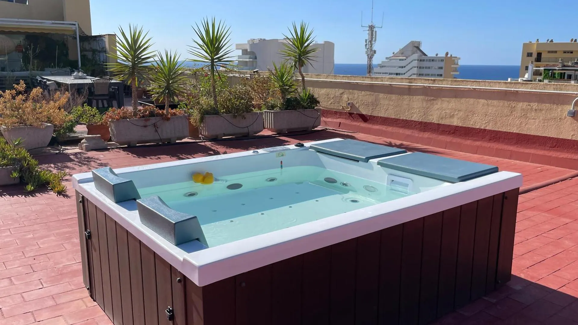 Luxury Rental Benalmadena - 550 M2 Penthouse - Jacuzzi, Golf & Beach